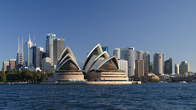 Sydney opera house and skyline