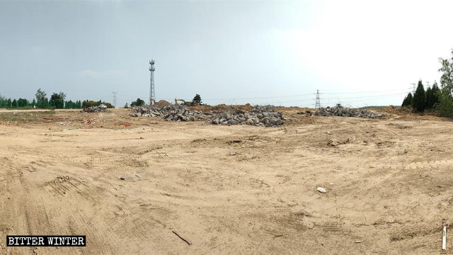 The Fuyun Temple was leveled to the ground at night.