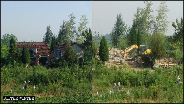 The Maozhuang Temple being demolished