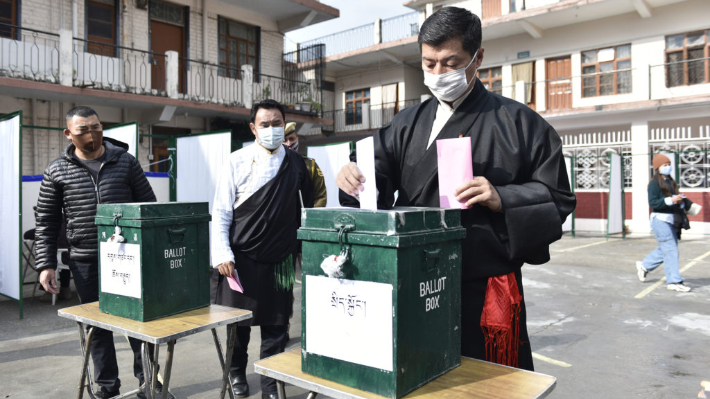 Incumbent Sikyong Dr. Lobsang Sangay cast his vote in the 2021 Sikyong and 17th Tibetan parliamentary elections at Gangchen Kyisong, Dharamshala, 3 January 2021.